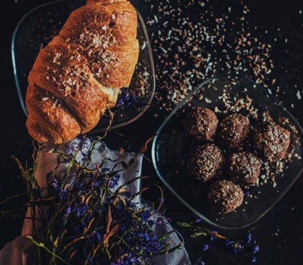 bread loaf and chocolate